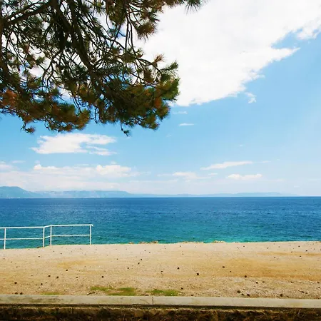 Delore, A Romantic With Pool, Close To The Sea Дом отдыха